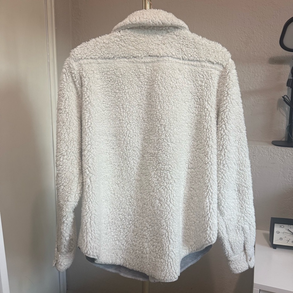 HEM & THREAD Soft White Sherpa Button Up Jacket Cardigan Size Small - Picture 5 of 15
